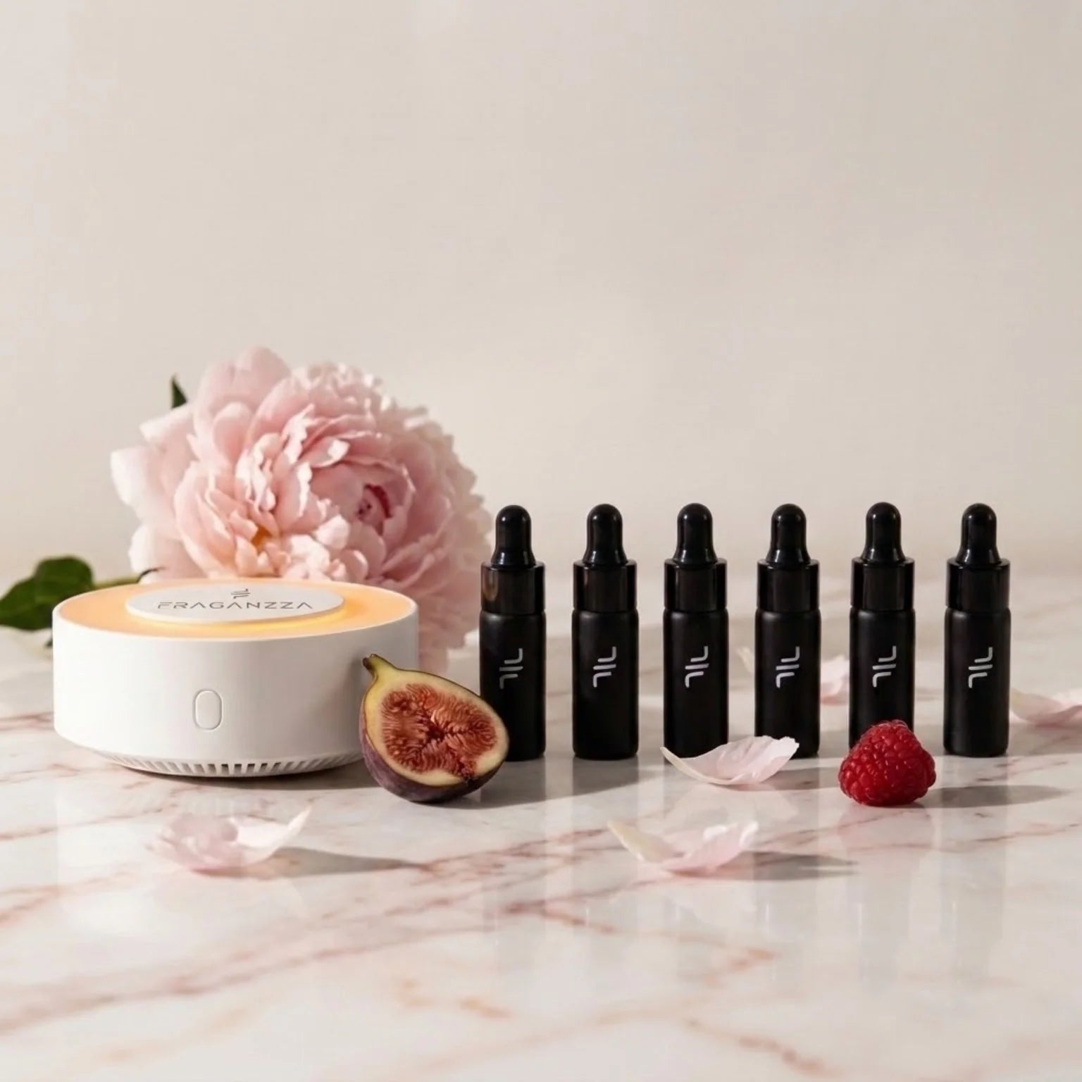 Fraganzza Aroma Floral & Fruity fragrance samples with peony, fig and raspberry